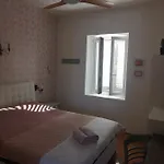 Casa Segota 4*