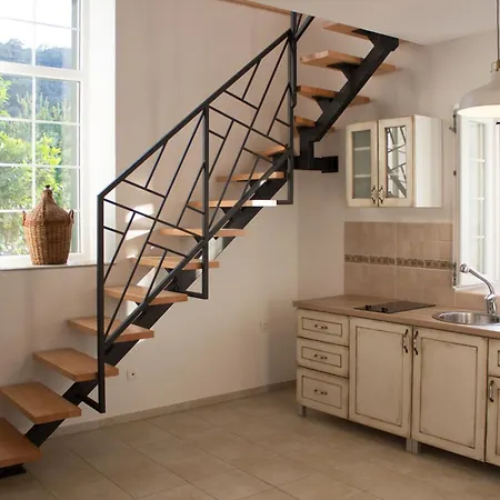 Gostinjska kuća Casa Segota 4*